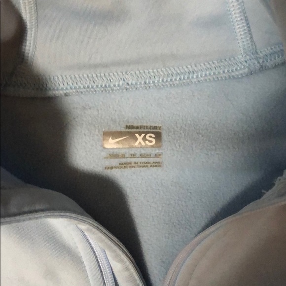 Nike pullover - Picture 2 of 3